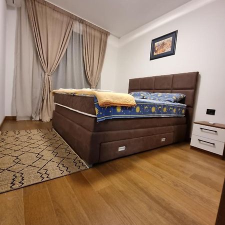 Fantastic New Centre Apartment Podgorica Ngoại thất bức ảnh