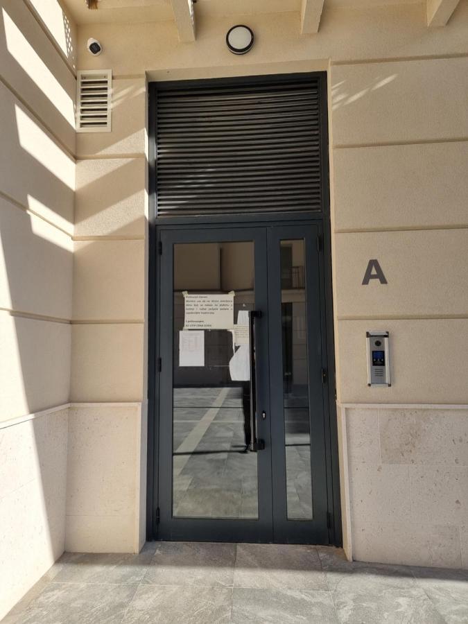 Fantastic New Centre Apartment Podgorica Ngoại thất bức ảnh