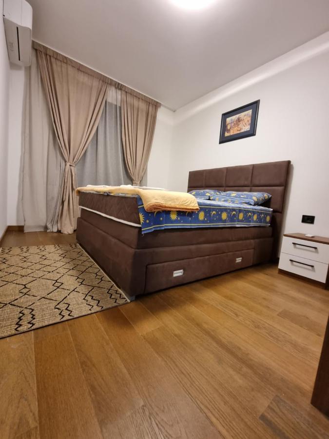 Fantastic New Centre Apartment Podgorica Ngoại thất bức ảnh